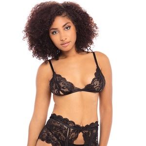 Oh La La Cheri black lace triangle bralette sz XL